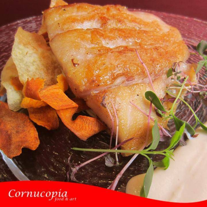 Nuestras recetas de pescado son iresistibles para todos los amantes del mar. - Restaurante Cornucopia