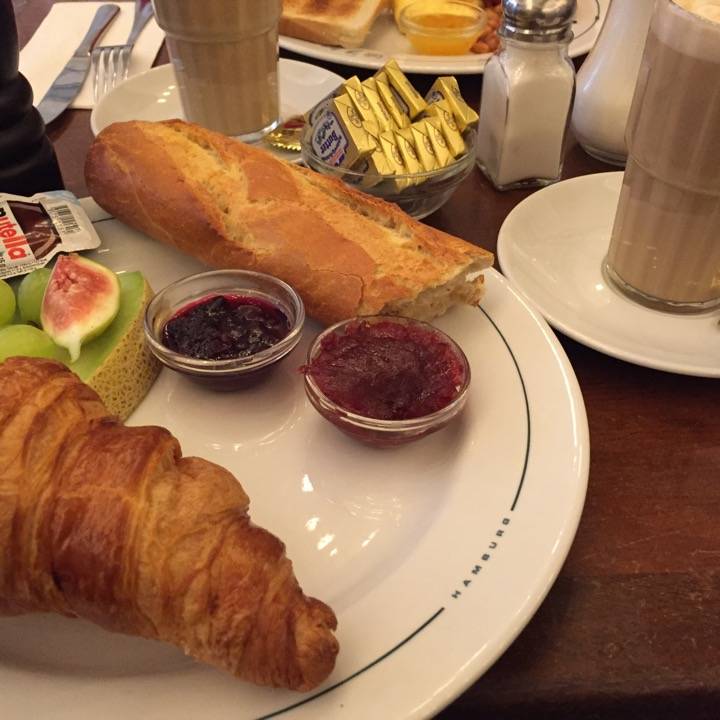 French breakfast - Café Paris